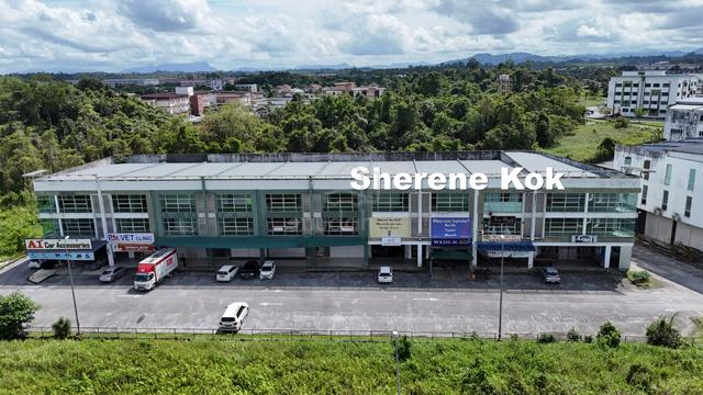 C0068 3 Storey Shop Samarahan facing Traffic Light Junction 1