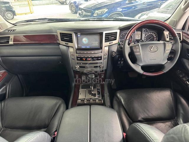 2012 Lexus LX570 5.7 (A) Boleh Loan Lagi - 5