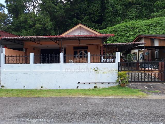 Semi D Taman Sentosa, Batu Pahat 1
