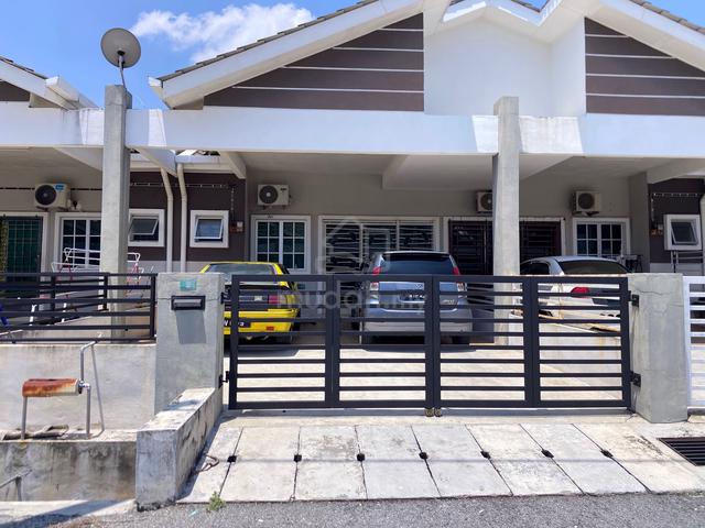 Fully Furnished Perak Seri Iskandar Room For Rent 1