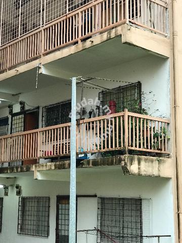Telipok Ria Apartment 1