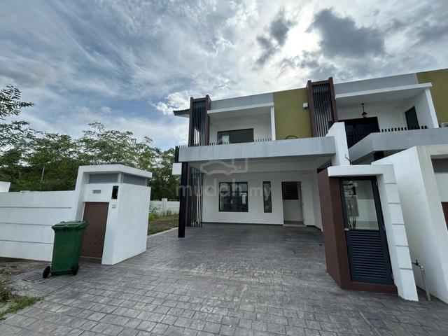 NEW CORNER LOT Double Storey Terrace House Serimba Bukit Mahkota Bangi 1