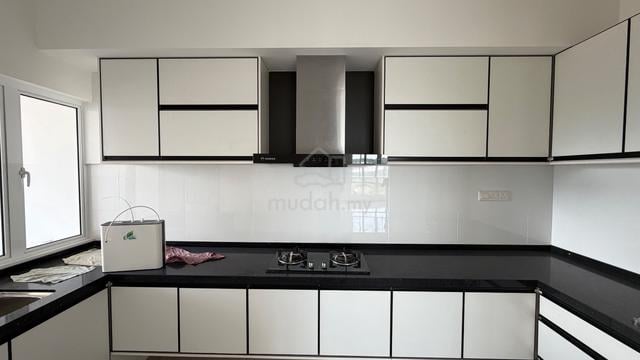 E Park Residence 1