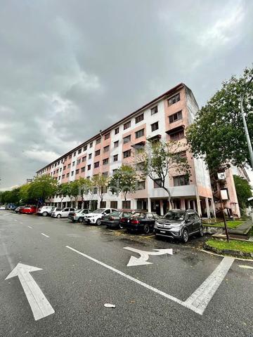 Flat PKNS Seksyen 7 Shah Alam 1