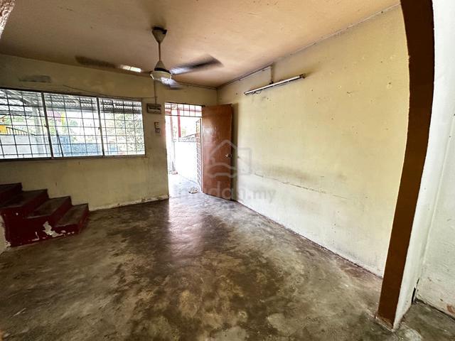 Murah FREEHOLD Double Storey Dahlia Bukit Beruntung Rawang 1