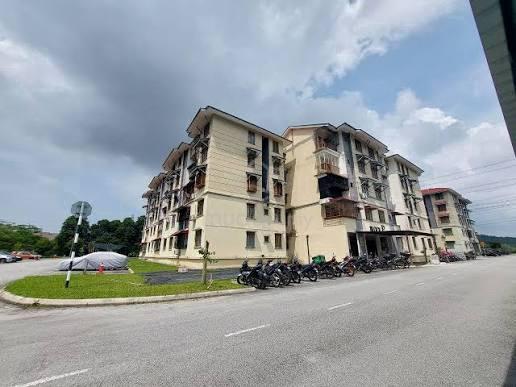Sinar Apartment 1