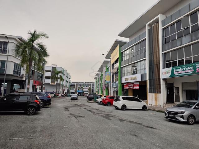 Office Space Bandar Puteri Bangi 1