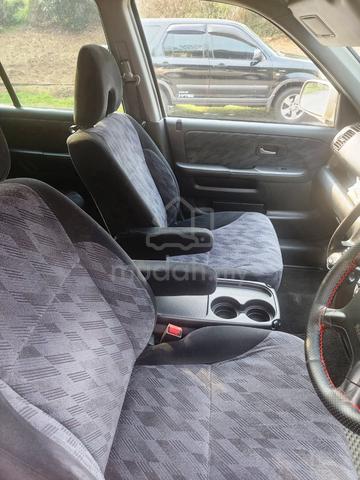 2005 Honda CR-V 2.0 I-VTEC RD5 FACELIFT (A) - 1