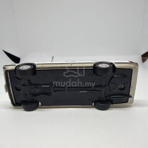 Tomica Limited Vintage LV-N175b Toyota - photo 5 of 5