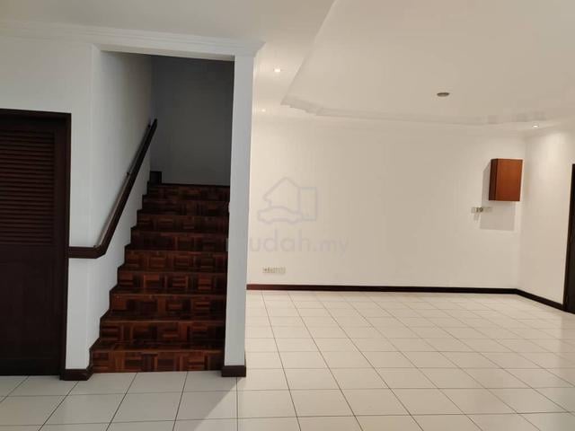 Tabuan Jaya Bayor Bukit 2 1/2 Storey Semi D 1