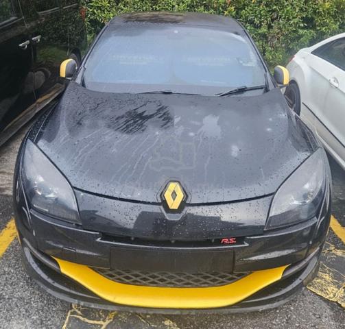 2012 Renault MEGANE 2.0 RS 265 (M) RBR - 1