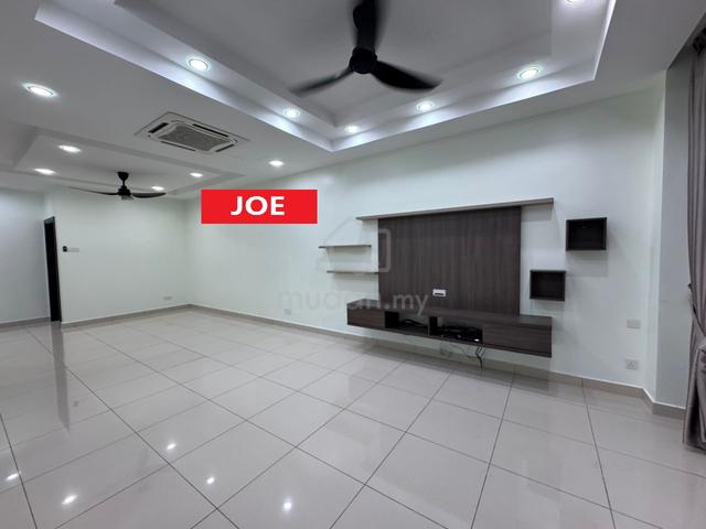 Stramax Residence 3 Storey Terrace with Basement Garden Gated Reno 1