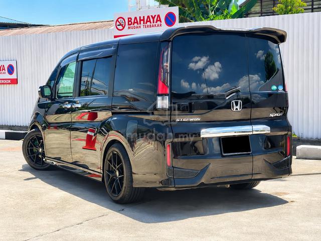 2017 Honda STEPWAGON SPADA PREMIUM SPEC 7 SEATER - 3