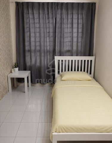3rd Room at Vista Millennium Puchong Perdana 1