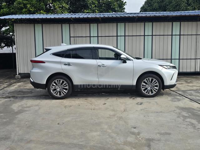 Unreg 2023 Toyota HARRIER 2.0 Z (A) White Colour - 2