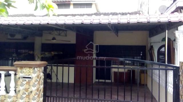 Bilik Berkongsi Taman Sri Serdang 1