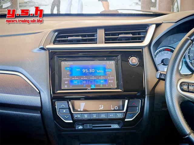 2019 Honda BR-V 1.5 V (A) - 4