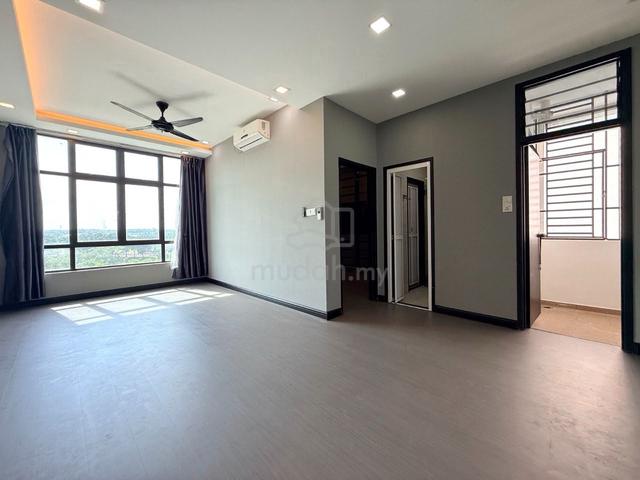 D'Summit Residences 1