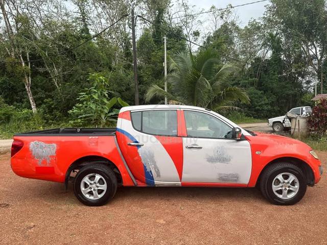 2010 Mitsubishi TRITON 2.5 NA 4X2 Manual - 3