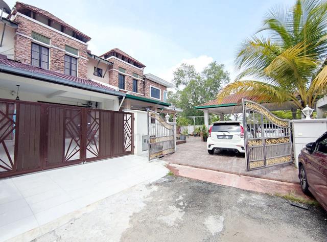2 Storey Nusaputra Puchong | Corner Lot Fully Renovated 3,670 sqft 1