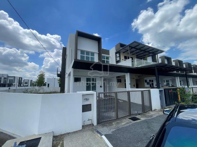 CORNER LOT!!Teres 2 Tingkat La Casa Lunas PHASE 1 1