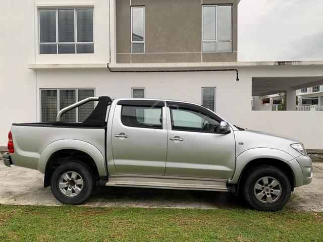 2009 Toyota HILUX 2.5 G (A) - 2