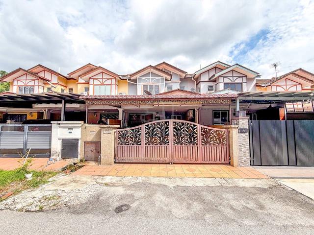 FREEHOLD + RENOVATED Double Storey Terrace Taman Universiti Bangi 1