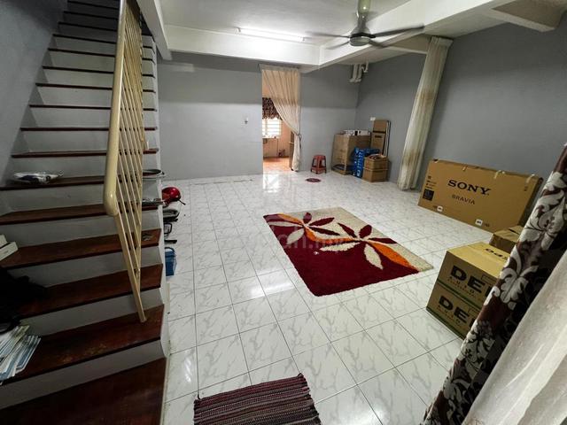 2-Tingkat Rumah Taman Pekatra Indah Simpang Ampat For Rent 1