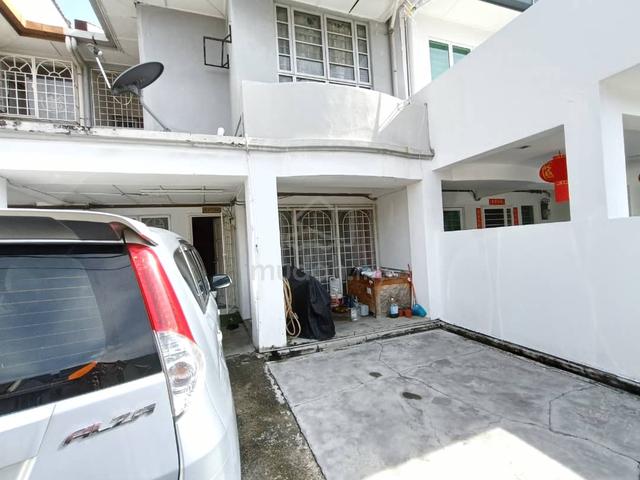 USJ 1 SUBANG JAYA 2 storey terrace house 1