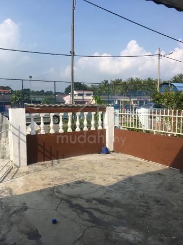 Rumah untuk di sewa di bandar hilir 1