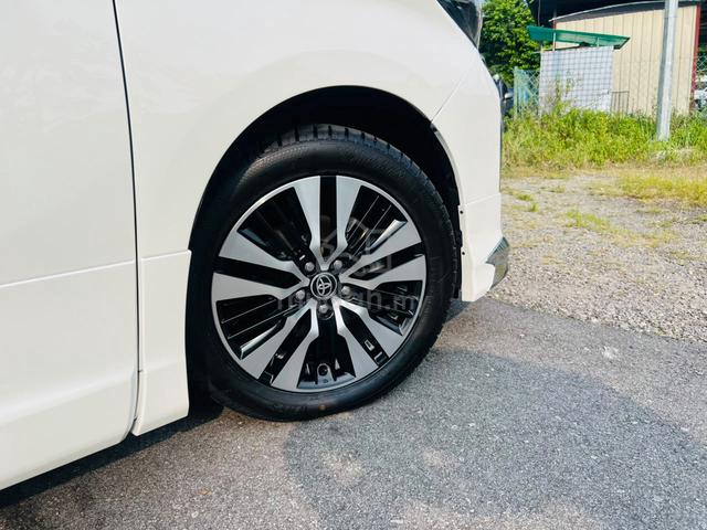 2023 Toyota ALPHARD 2.5 SC Modellista BSM DIM S/R - 4