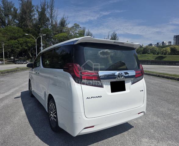 2016 Toyota ALPHARD 3.5 GL SUNROOF LOCAL PILOTSEAT - 2