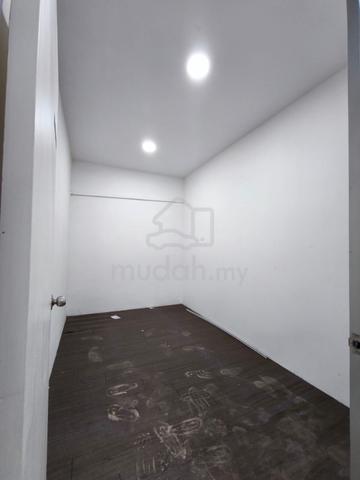 Sutera Utama 3 storey shoplot For Rent 🔥 1