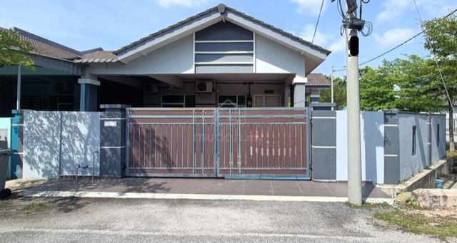 Teres Corner Lot Taman Bukit Katil Damai 1