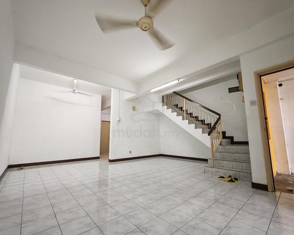 2sty Bukit Rimau, Sg Burung, Kota Kemuning, Gated & Guarded 1