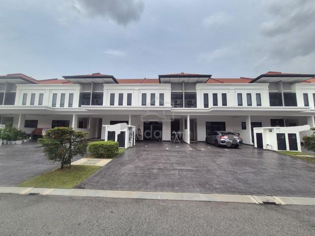 Fully Furnish 2 Storey Reef Of Tropics Cyberjaya Setia Eco Glades 1
