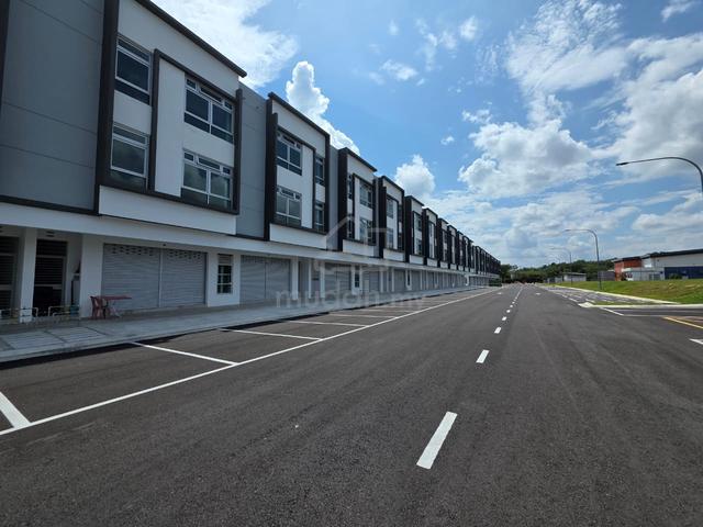 Adda Avenue 3 @ Adda Heights, 24x75sf Ground Floor Unblock Shoplot 1