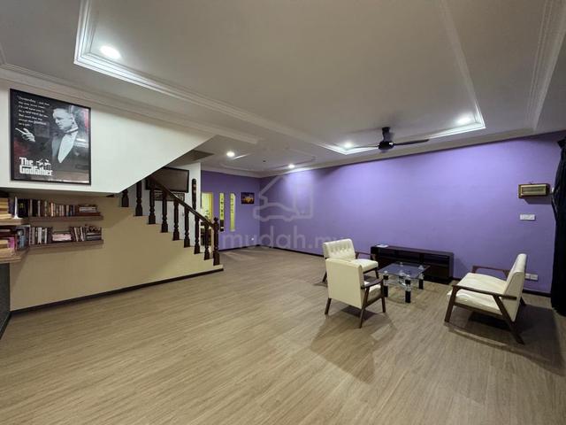 UNI GARDEN DOUBLE STOREY INTERMEDIATE FOR SALE At KOTA SAMARAHAN 🏡 1