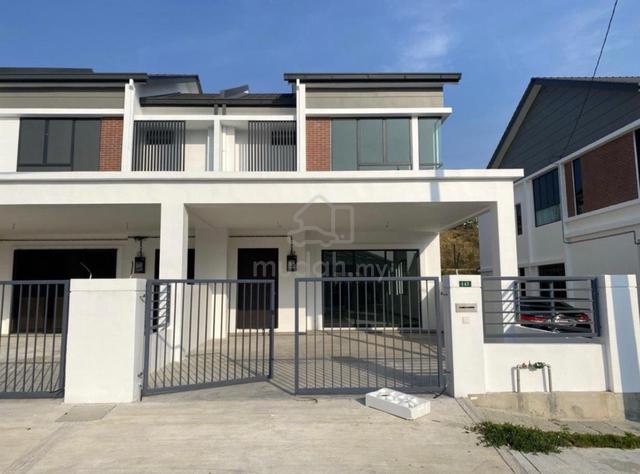 Amaryn 3 , Bukit Banyan End Lot Terrace 1
