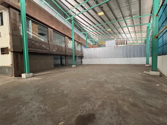 Taman Johor Jaya Jalan Seroja Semi D Fully Covered Factory For Rent 1