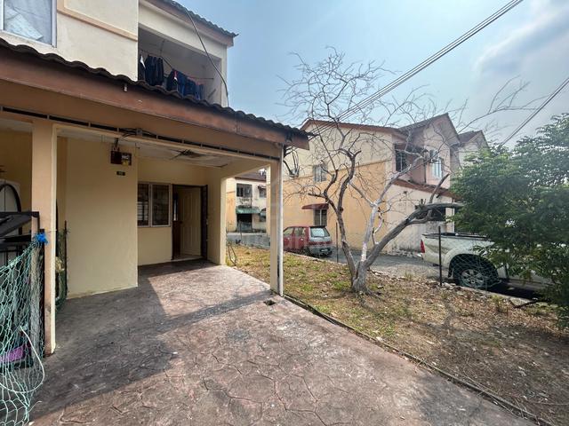 Ground Floor End Lot Townhouse For Rent @ Taman Jasmin Senawang Sbn 1