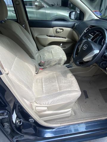 2015 Nissan GRAND LIVINA 1.8 CLASSIC/COMFORT - 4