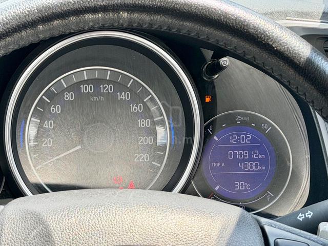 FULL LOAN 2019 Honda JAZZ 1.5 V FACELIFT (A) - 3