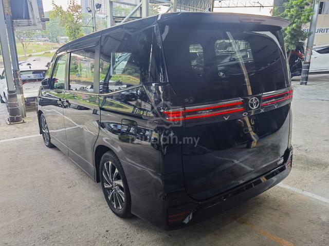 2022 Toyota VOXY 2.0 S-Z (A)/FREE 8 YRS WARRANTY - 5