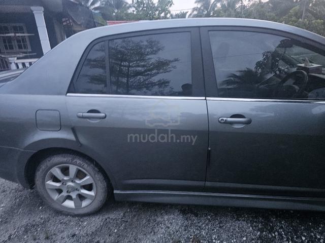 2007 Nissan LATIO 1.8 Ti (A) - 5