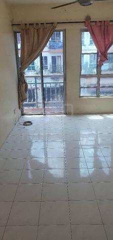 Park Avenue (Tampoi Indah) 1