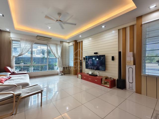 Persiaran Bandar Laguna Merbok 2 Storey Semi-D House 1