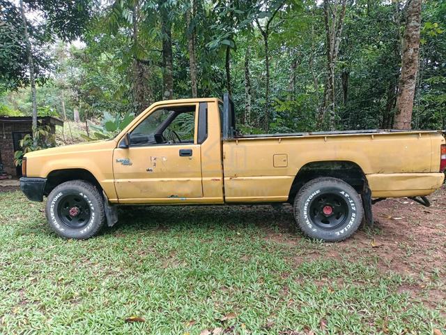 1997 Mitsubishi L200 Manual Transmission 2.0 - 4