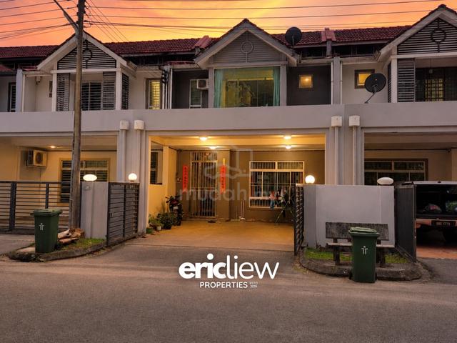 Double Storey Intermediate House @ Taman Hillsdale, Kota Padawan 1