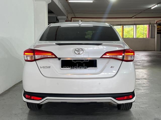 2022 Toyota VIOS 1.5 E FULL SERVICE UNDER WARRANTY - 5